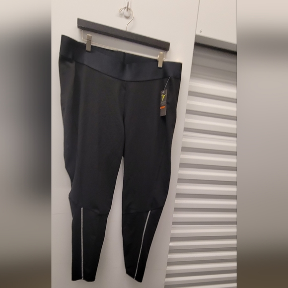 Active Leggings - Picture 6 of 6